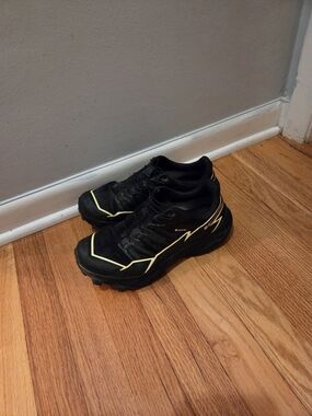 Salomons Thundercross Trail Runners